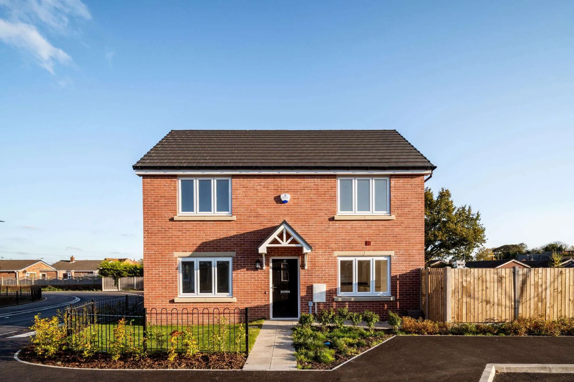 Energy efficient UK home with rooftop solar panels